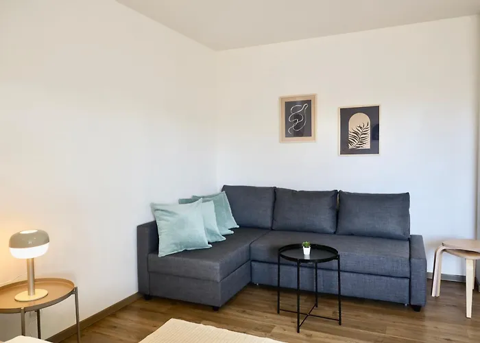 Stylisches Studio Mit Privatem Stellplatz Wenige Minuten Von Der Innenstadt & Mosel