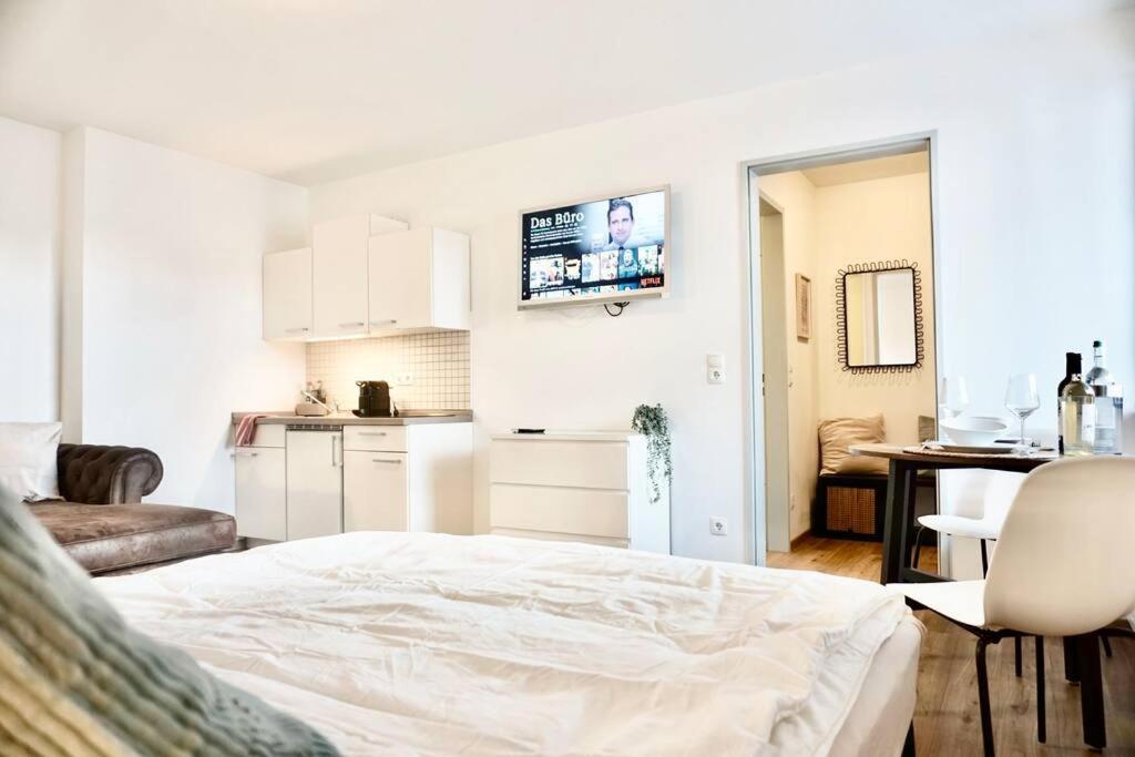 Stylisches Studio Mit Privatem Stellplatz Wenige Minuten Von Der Innenstadt & Mosel Apartment Koblenz (Rhineland-Palatinate)