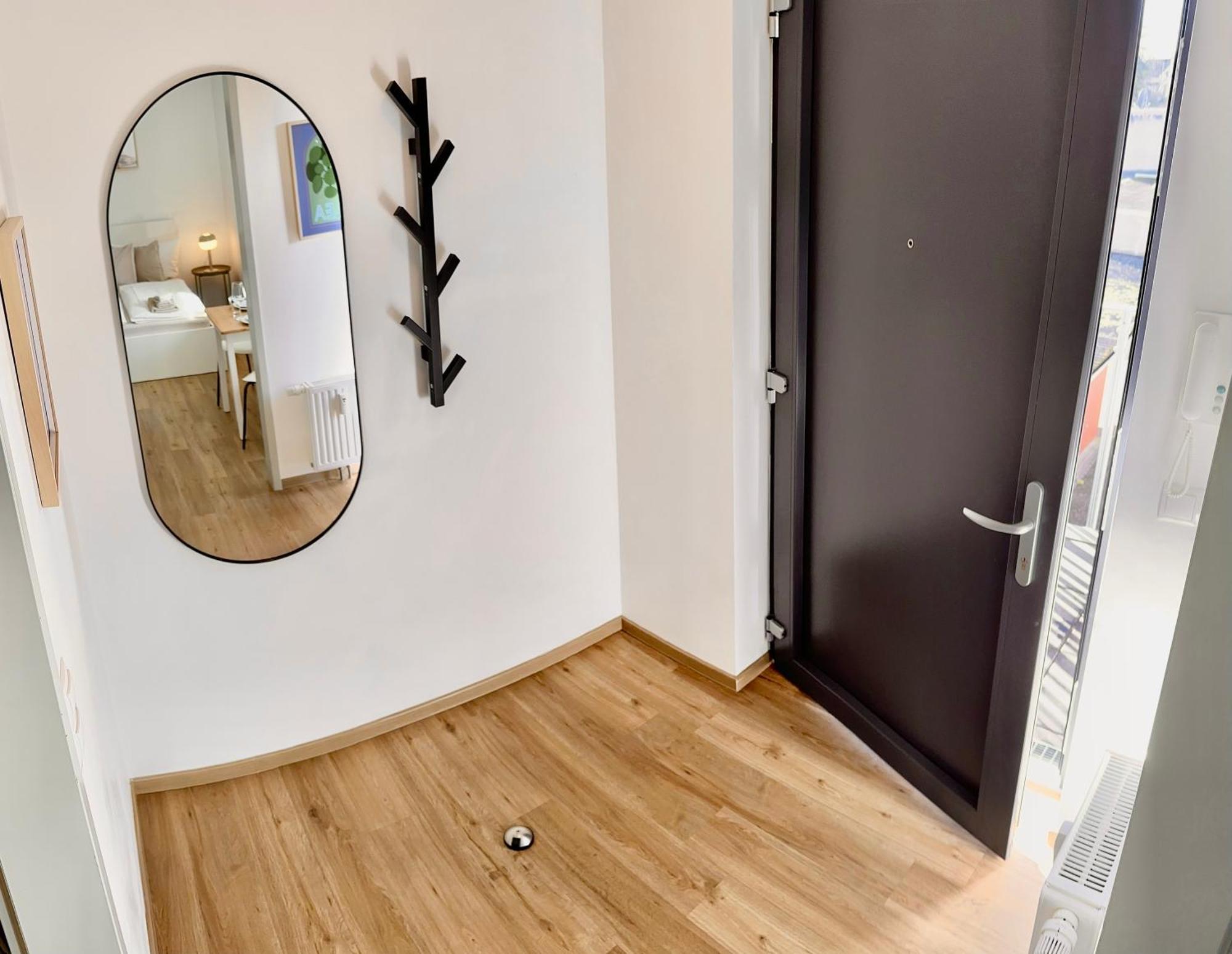 Stylisches Studio Mit Privatem Stellplatz Wenige Minuten Von Der Innenstadt & Mosel Apartment *